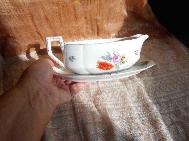 bol à sauce rétro en porcelaine avec fleurs, Enlèvement ou Envoi, Maison et Meubles