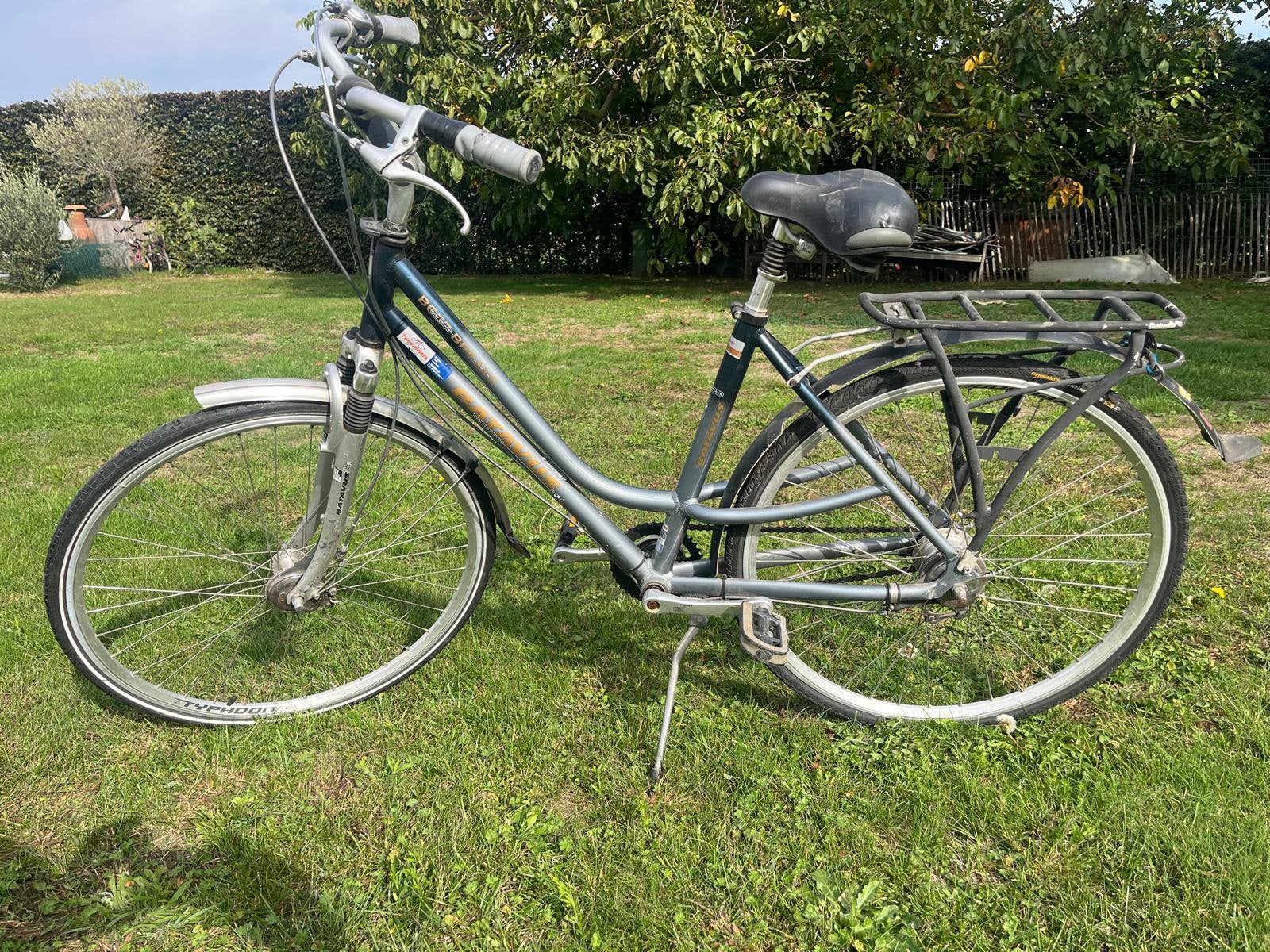 Dames fiets, Fietsen en Brommers, Ophalen of Verzenden, Zo goed als nieuw