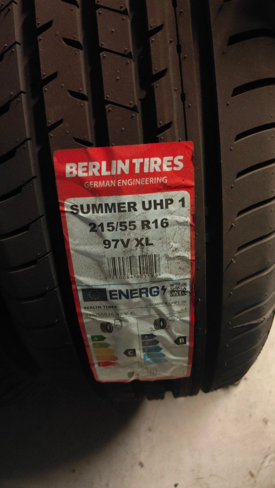 Pneus 215/55r16 Berlin 65€ chacun avec montage et équilibrag, Autos : Pièces & Accessoires, Enlèvement ou Envoi