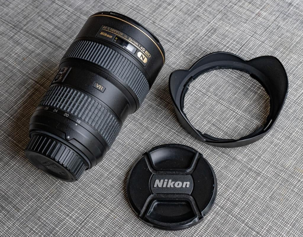 Nikon 16-35 mm F4, Enlèvement, Utilisé, Nikon, Moins de 4 fois