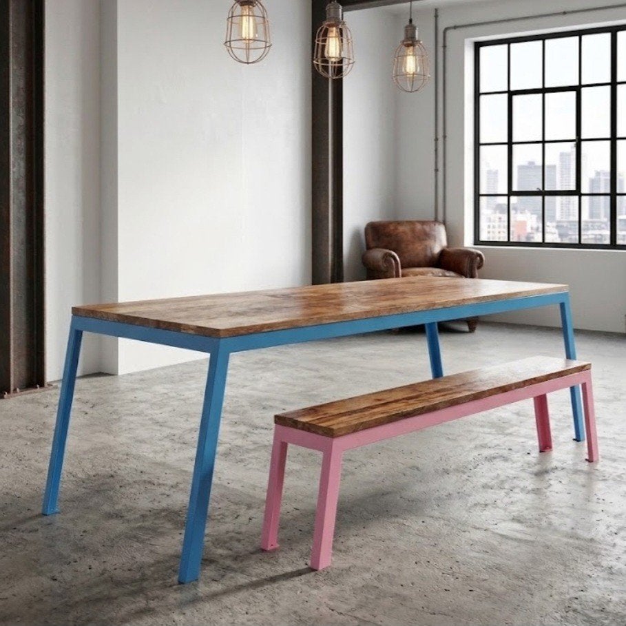Grote stevige up-cycle  tafel. 215cm, Huis en Inrichting, 200 cm of meer, 50 tot 100 cm, Zo goed als nieuw, Vijf personen of meer