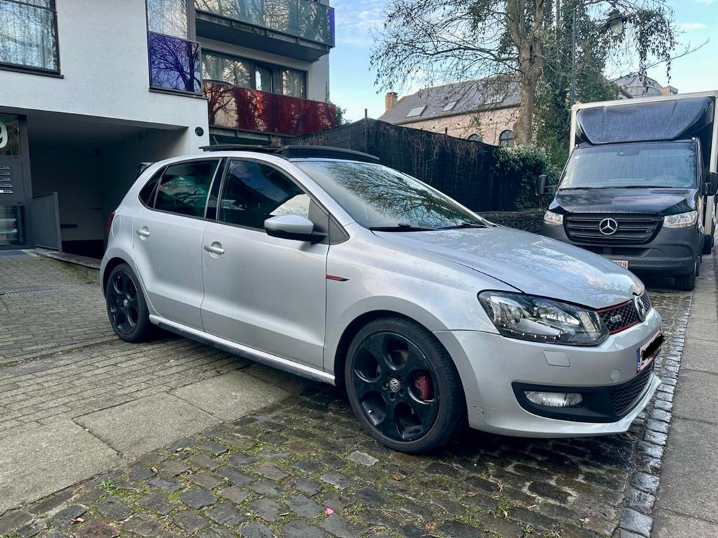 Polo gti DSG7 fulls options, Autos, Volkswagen, Polo, Toit ouvrant, Essence, Euro 4, Berline, 5 portes, Automatique, Argent ou Gris