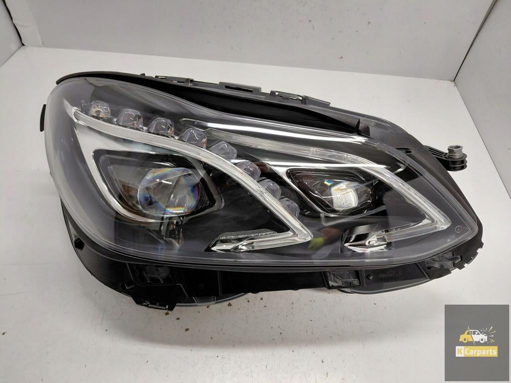 A2128202439, Mercedes Classe E W212 Phare droit Full LED ILS, Mercedes-Benz AG, Mercedes-Benz, Utilisé, Mercedesstrasse 120
70372  Stuttgart, DE