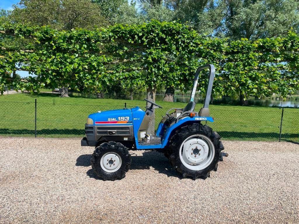 Iseki Sial 193 Minitractor / Mini tractor, Articles professionnels, Machines & Construction | Jardin, Parc & Sylviculture, Autres types