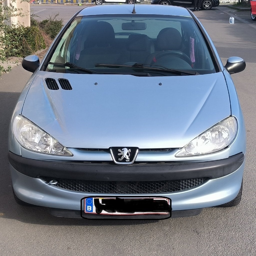 Peugeot 206 Prête à immatriculer. admise a bruxelles  2030, 1124 cm³, Argent ou Gris, Achat, Boîte manuelle