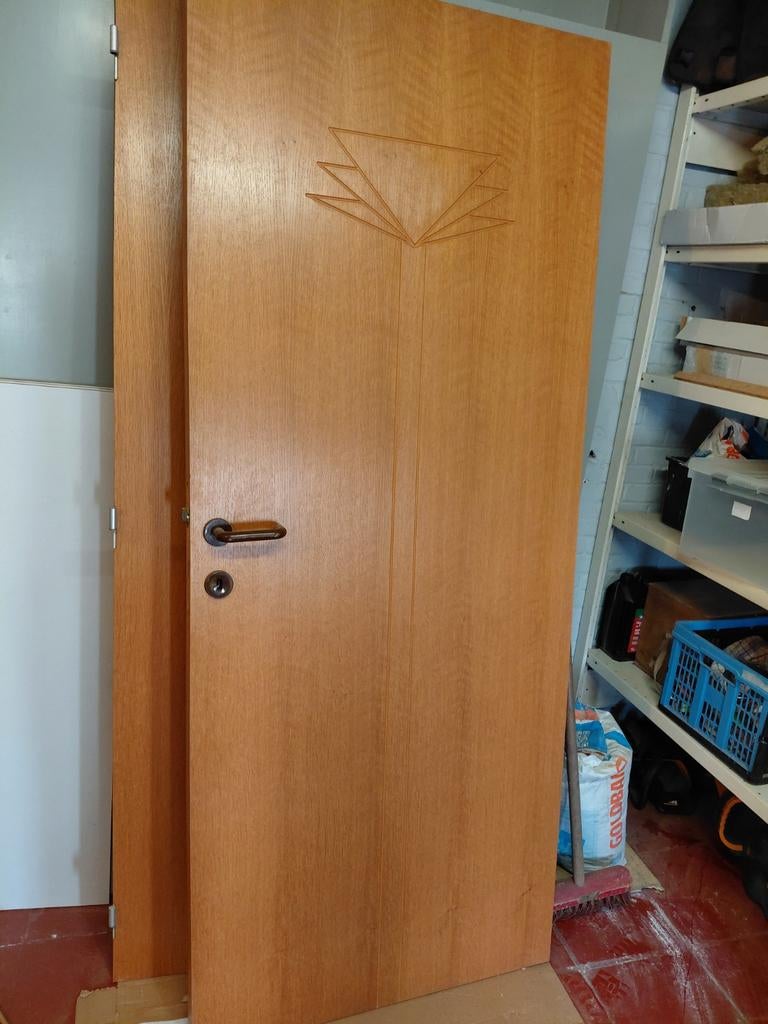 2 solide eikenhouten binnendeuren met kader, Ophalen, 80 tot 100 cm, Binnendeur, Zo goed als nieuw