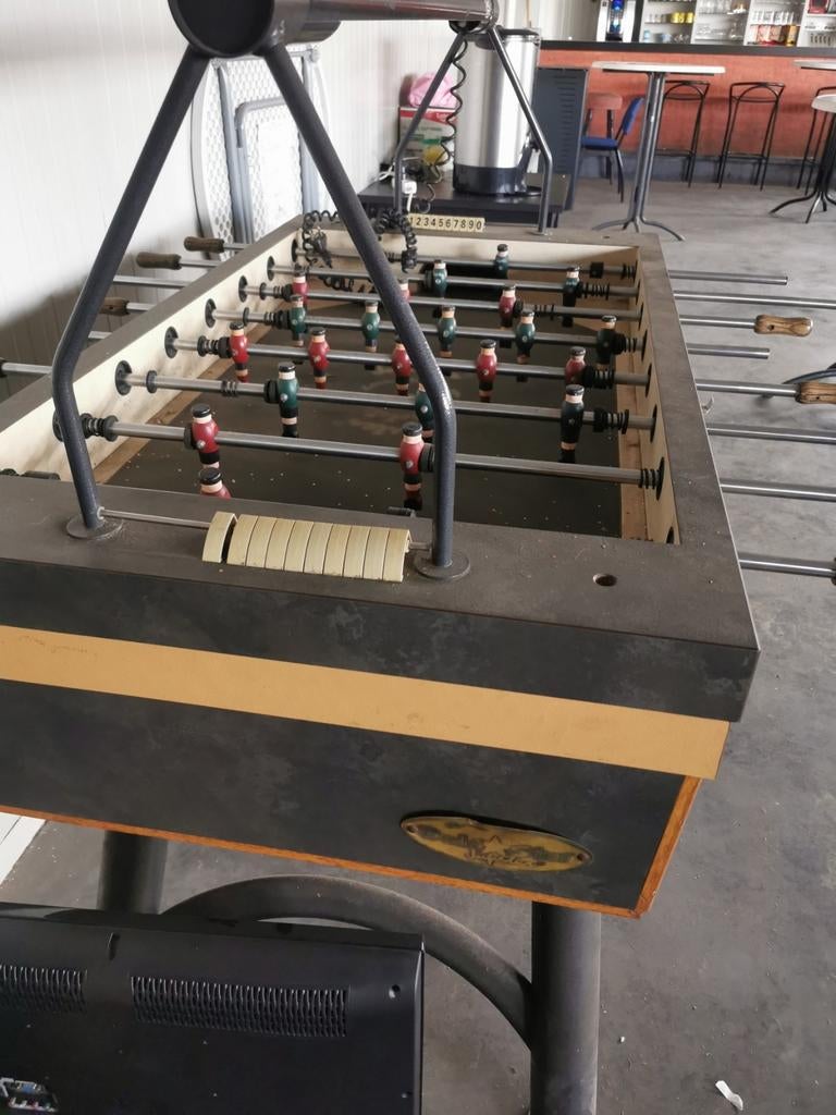 Jupiter gold star sjotterbak   kicker voetbaltafel, Enlèvement