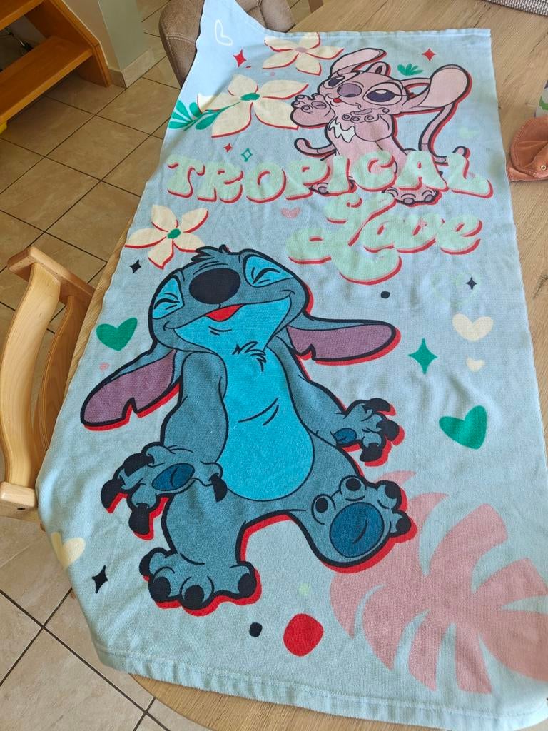 Serviette de plage Stitch, Maison & Meubles, Salle de bain | Linge de bain & Accessoires, Serviette