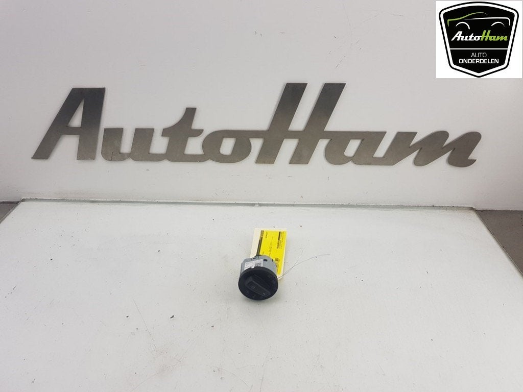 LICHTSCHAKELAAR Skoda Octavia Combi (5EAC) (01-2012/07-2020), Dhr. J. Ham, Gebruikt, Administratie@autoham.nl, Skoda
