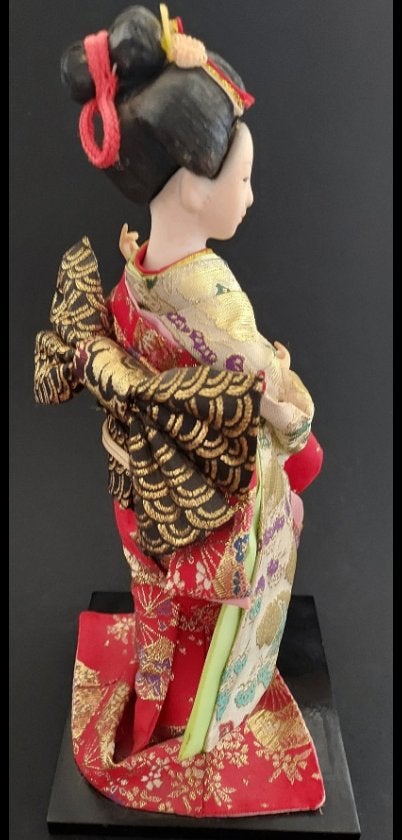 Très belle poupée Geisha faite main. (1) - Textile, Antiquités & Art, Enlèvement ou Envoi