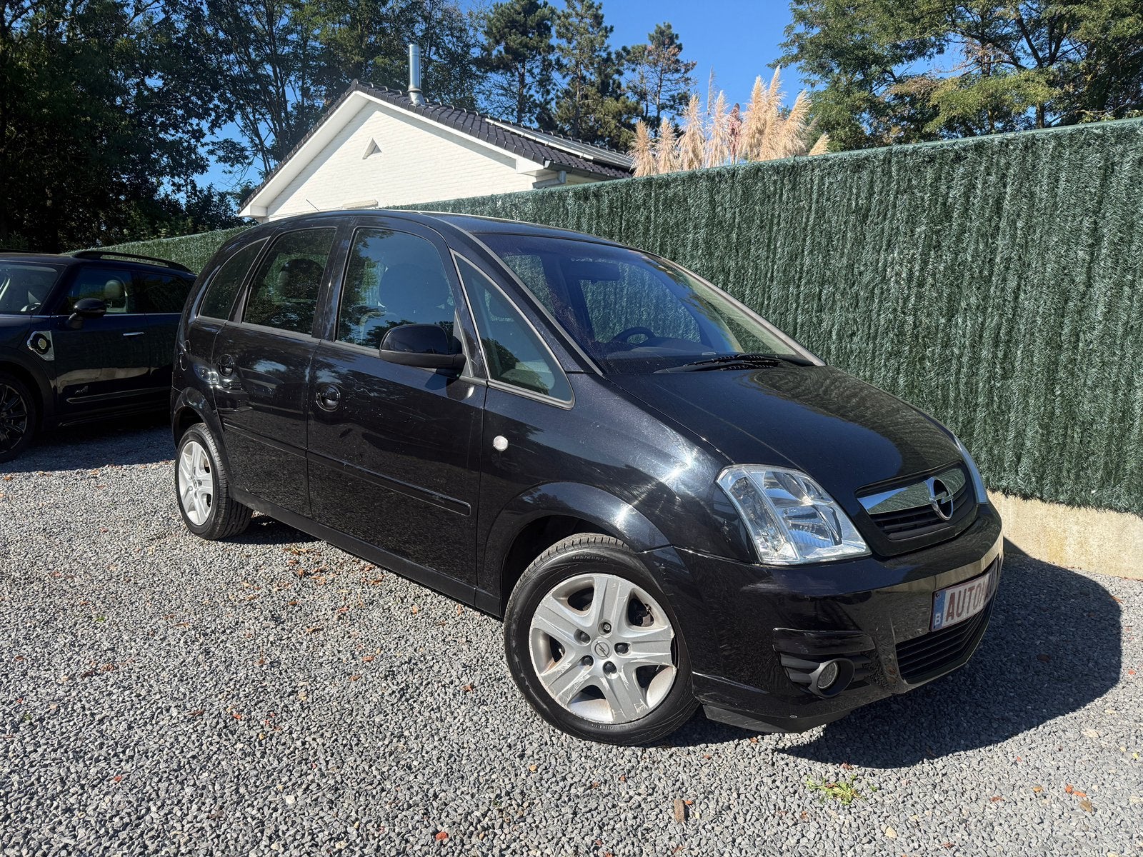Opel Meriva 1.6i Automaat !, Auto's, Stof, 4 cilinders, Zwart, 5 zetels
