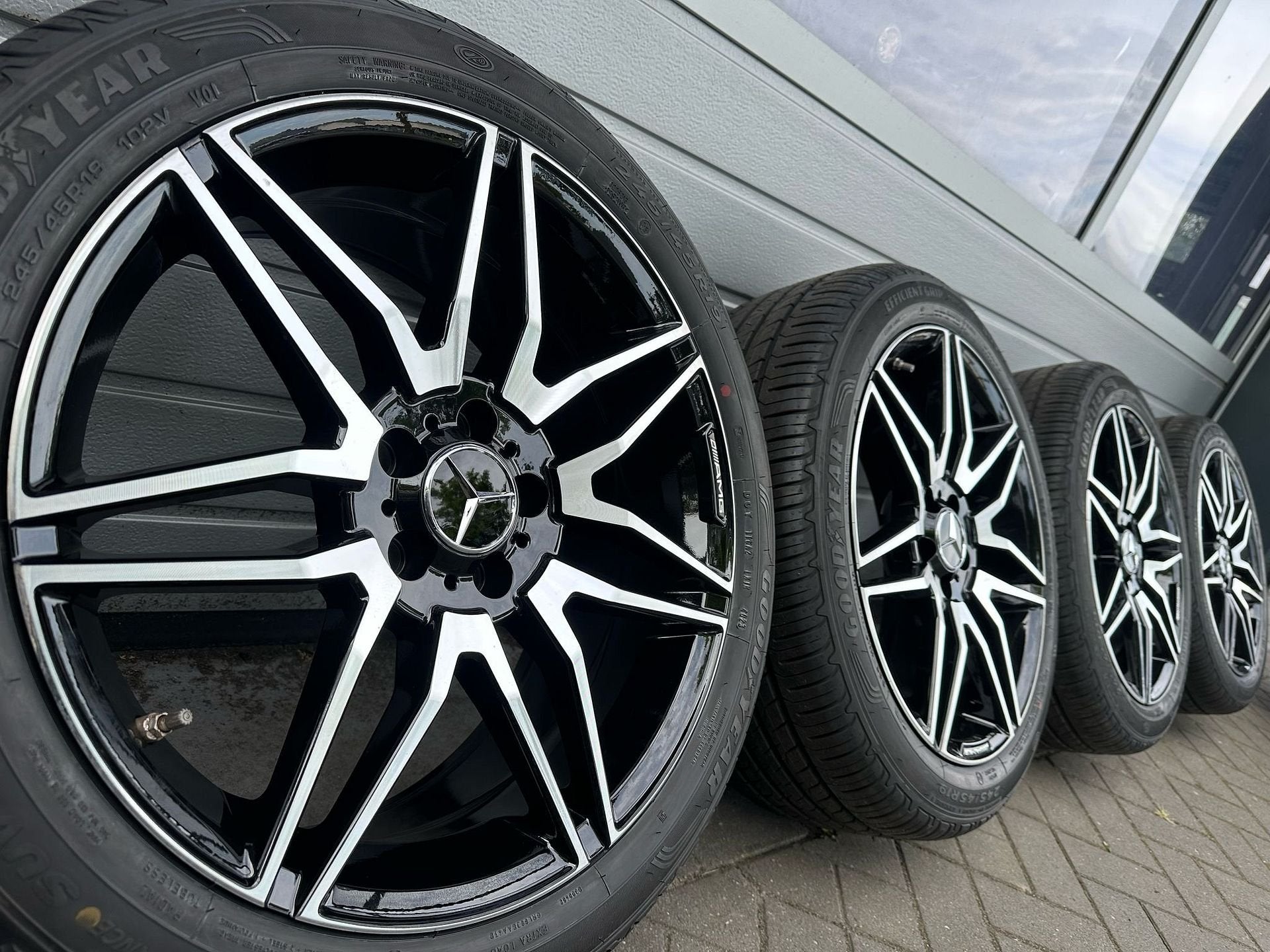 19 inch Mercedes AMG Vito V klasse EQV W447 E-Vito velgen, 19 inch, -, -, Banden en Velgen