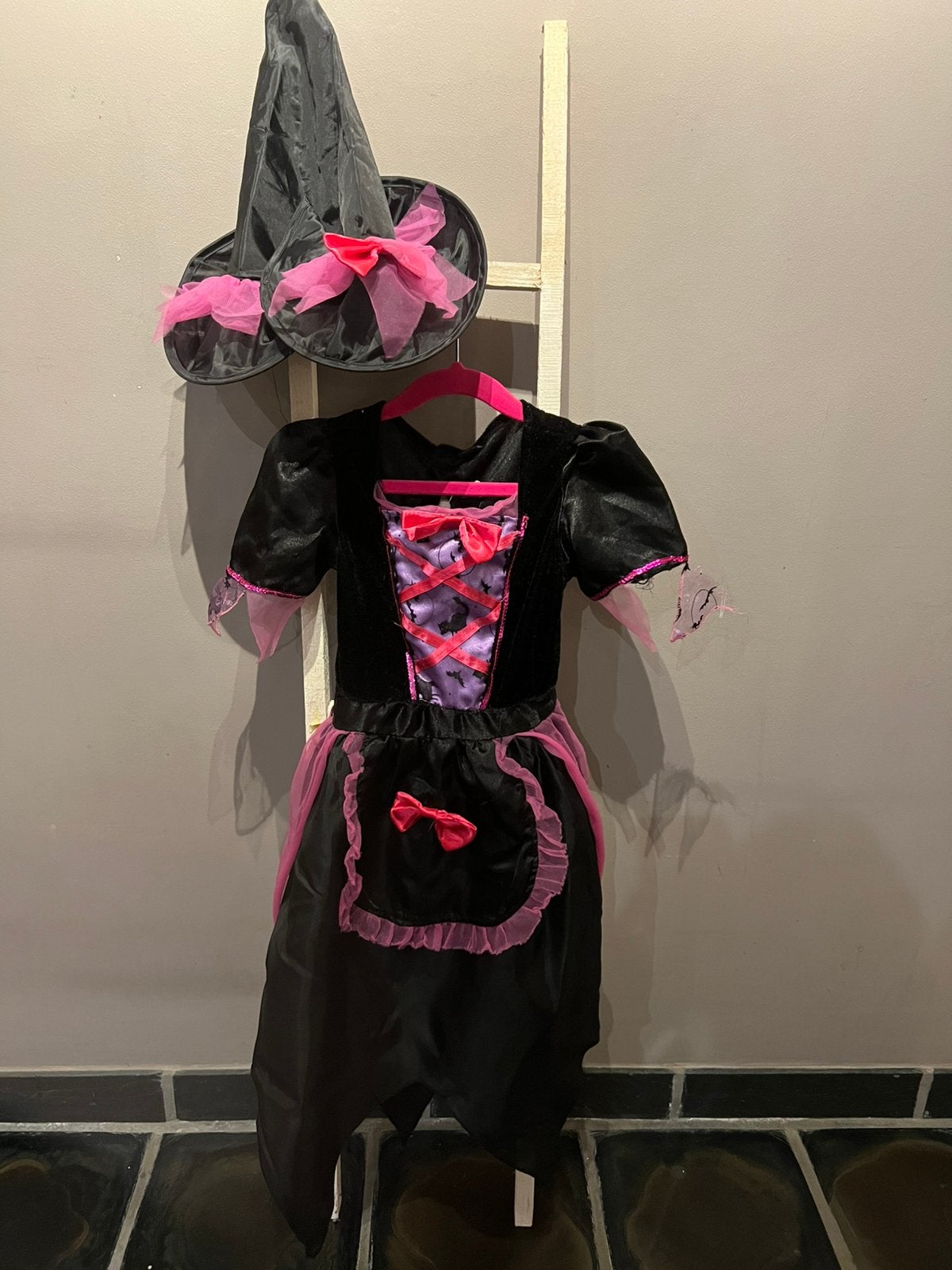 Halloween kleding voor kinderen, Kleding | Dames, Ophalen of Verzenden, Zo goed als nieuw, Kleding