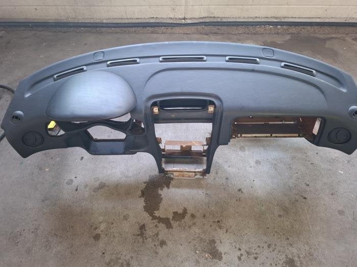 Dashboard van een Alfa Romeo Spider, Gebruikt, -, -, Ophalen of Verzenden