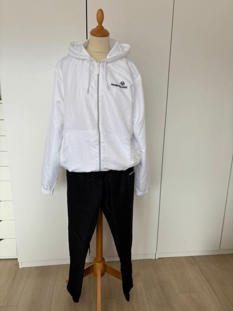trainingspak Sergio Tacchini maat L nog nieuw koopje, Maat 52/54 (L), Blauw, Wandelen of Outdoor, Nieuw