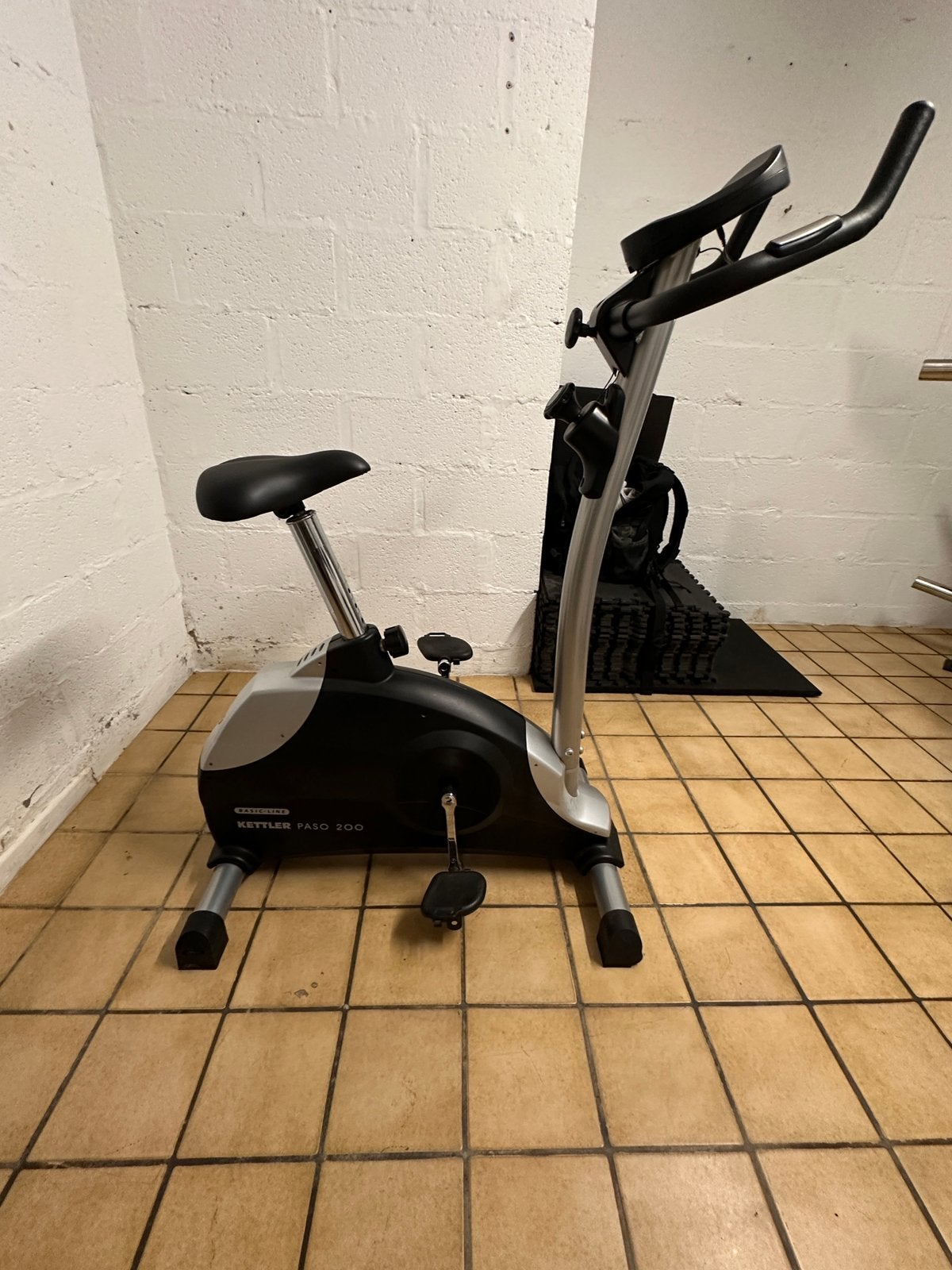 Kettler Basic-line Hometrainer, Sport en Fitness, Ophalen, Zo goed als nieuw, Hometrainer