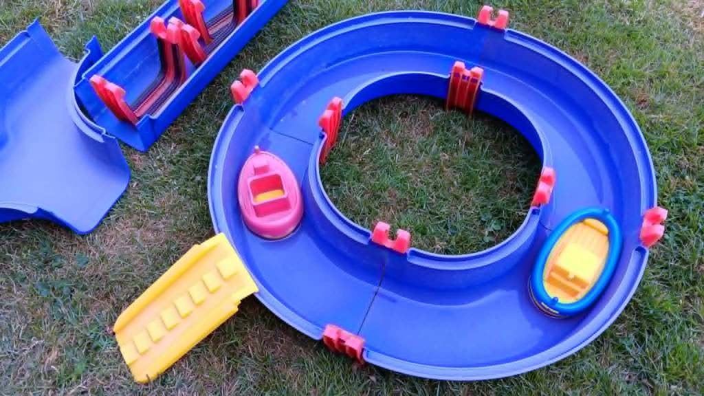 Waterbaan buitenspeelgoed, Ophalen, Gebruikt