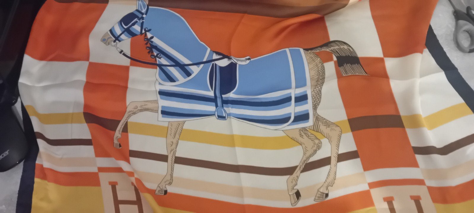 Foulard Hermès Cheval Carré Multicolore, Handtassen en Accessoires, Overige Accessoires, Ophalen of Verzenden