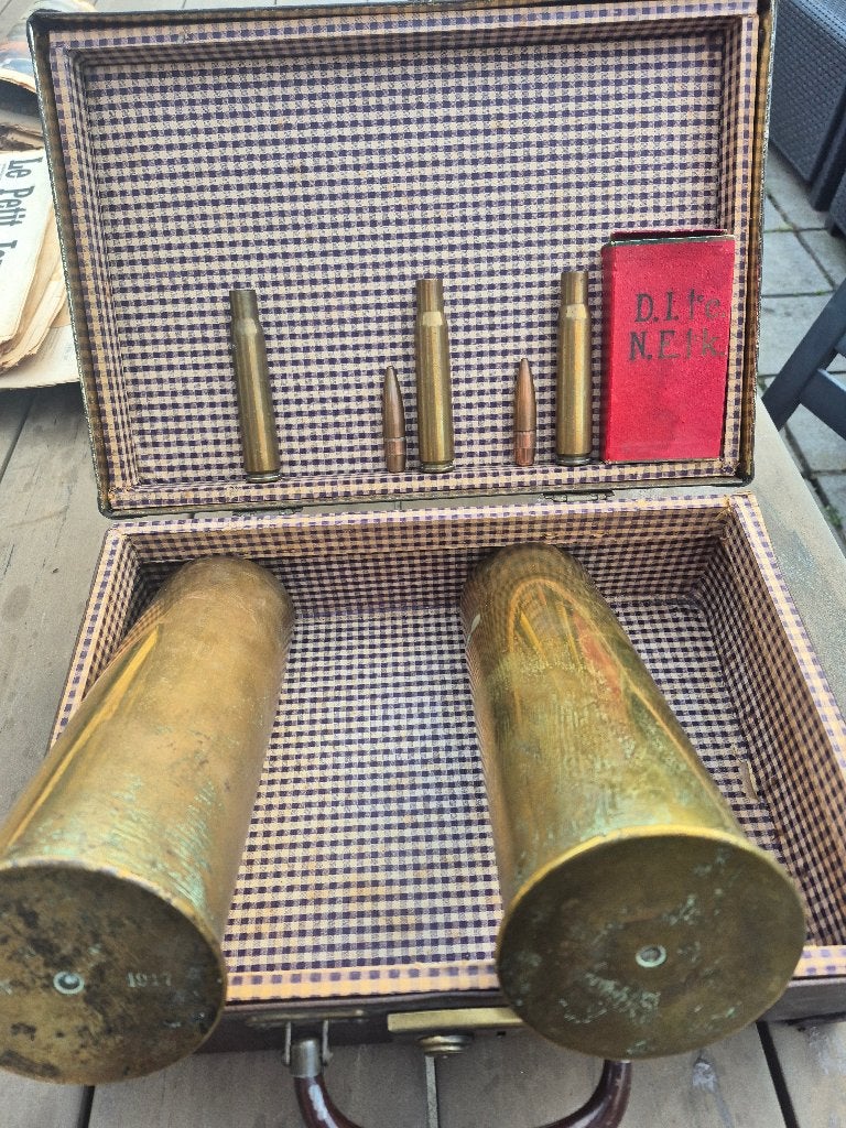 GROOTE MILITARIA LOT(1), Verzamelen, Militaria | Tweede Wereldoorlog, Ophalen of Verzenden, Landmacht