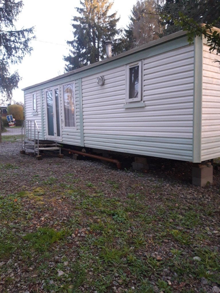 Caravane ou petit chalet avec domicile, Immo, Maisons à louer, Maison individuelle, En direct du propriétaire, Province de Namur