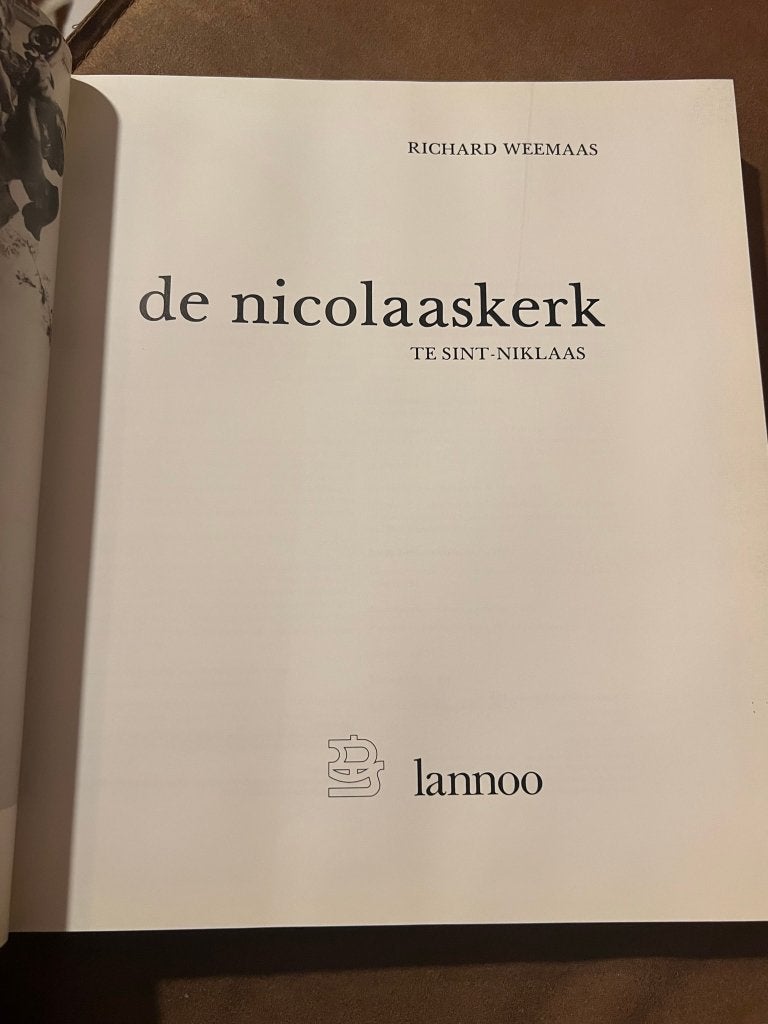 De Nicolaaskerk te Sint-Niklaas - Richard Weemaes, Richard Weemaes, Ophalen of Verzenden, Zo goed als nieuw, Overige onderwerpen