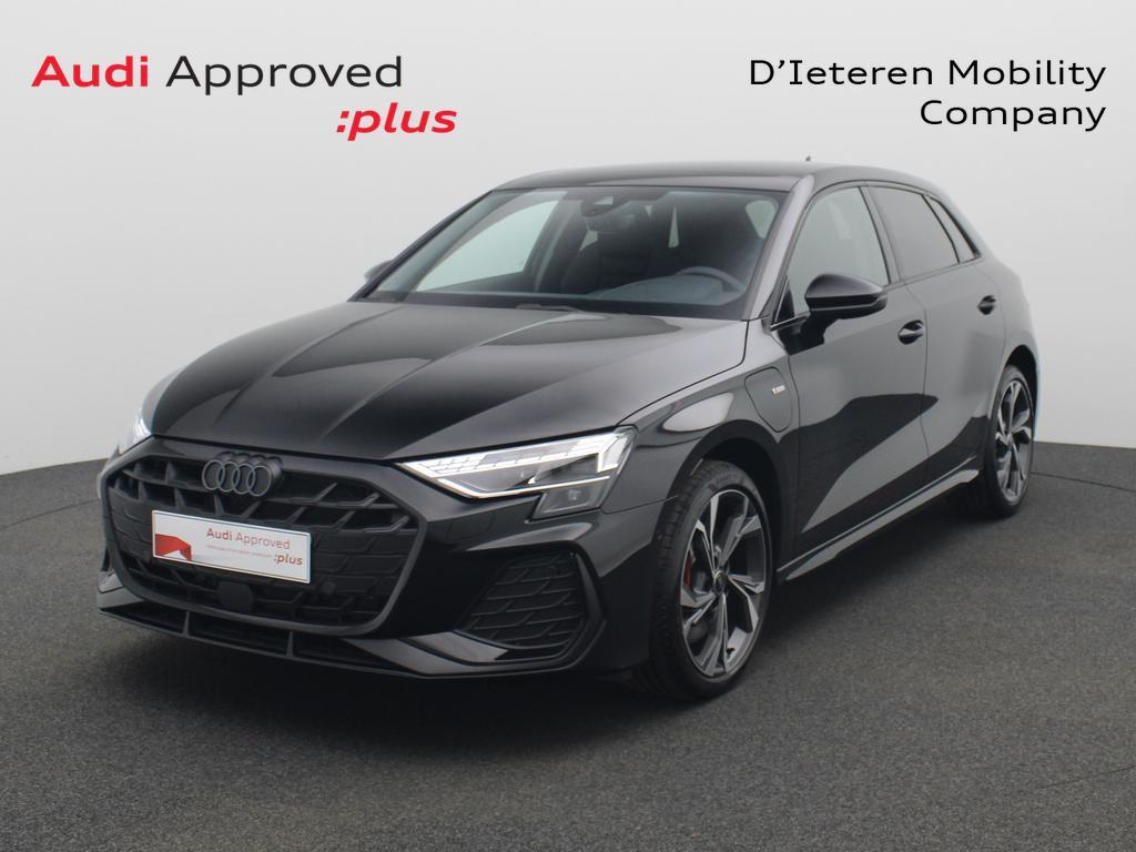 Audi A3 Sportback PHEV A3 Sportback PHEV 45 TFSI e Competiti, Auto's, Audi, Automaat, Zwart, Hybride Elektrisch/Benzine, https://public.car-pass.be/vhr/9dda3c33-0589-486c-8d2d-622bdd7d1348