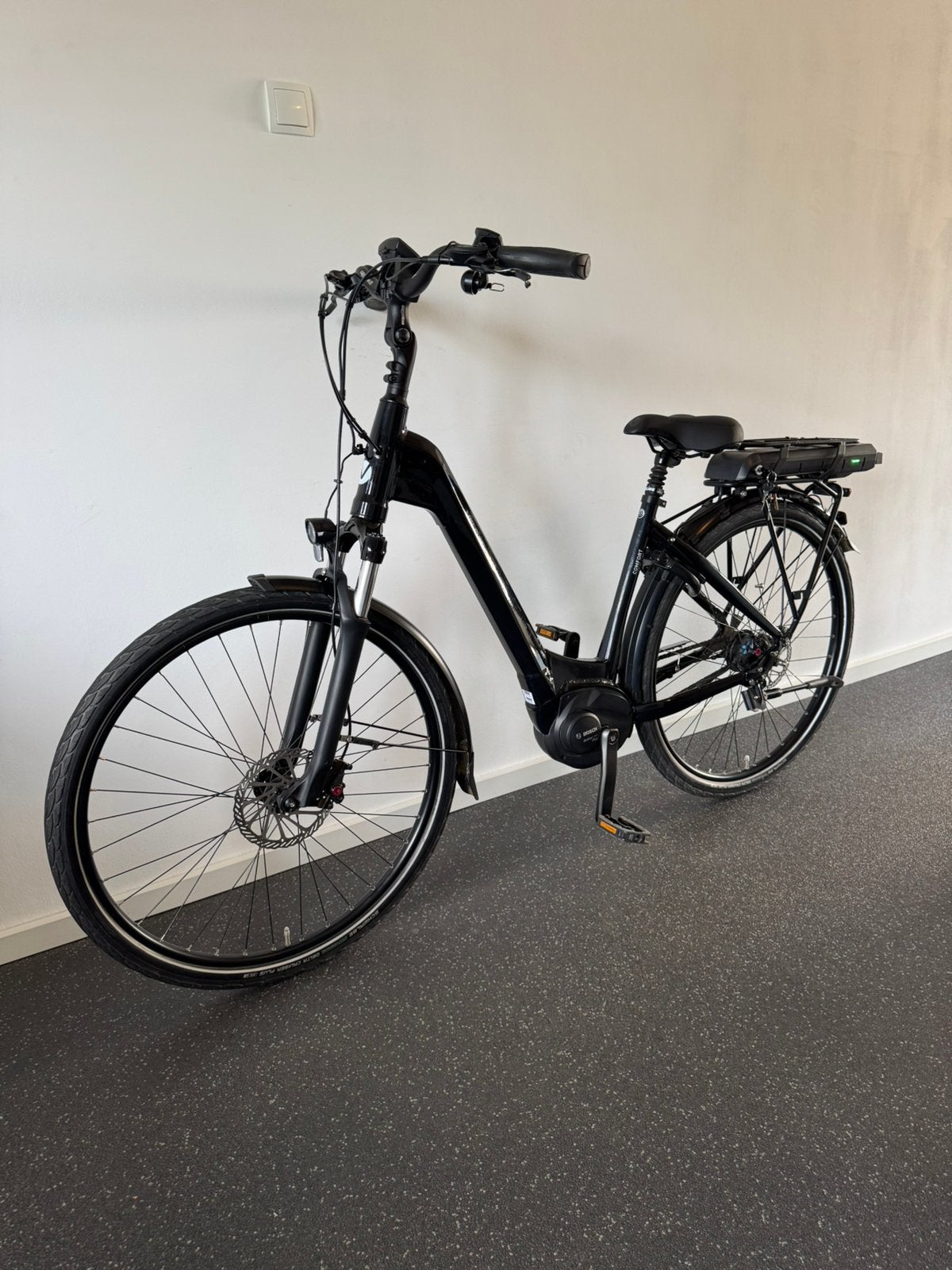 Velo de Ville CEB 400 E-Bike Elektrische Dames Heren Fiets, Fietsen en Brommers, Fietsen | Heren | Herenfietsen, Zo goed als nieuw