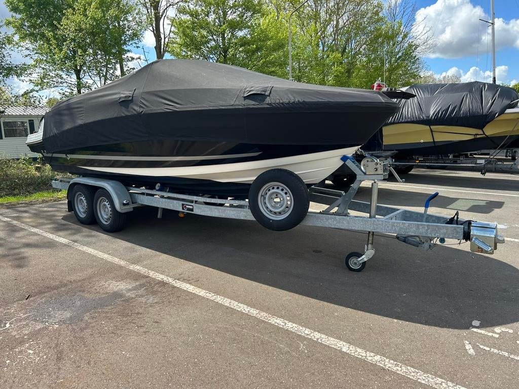 Bayliner VR5 met 150 PK buitenboordmotor, Watersport en Boten, Speedboten, Ophalen, Zo goed als nieuw, Buitenboordmotor