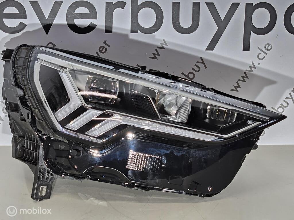 Koplamp Full led origineel Audi Q3 F3 ('18->) 83A941034, Audi, Enlèvement ou Envoi, Audi, Utilisé