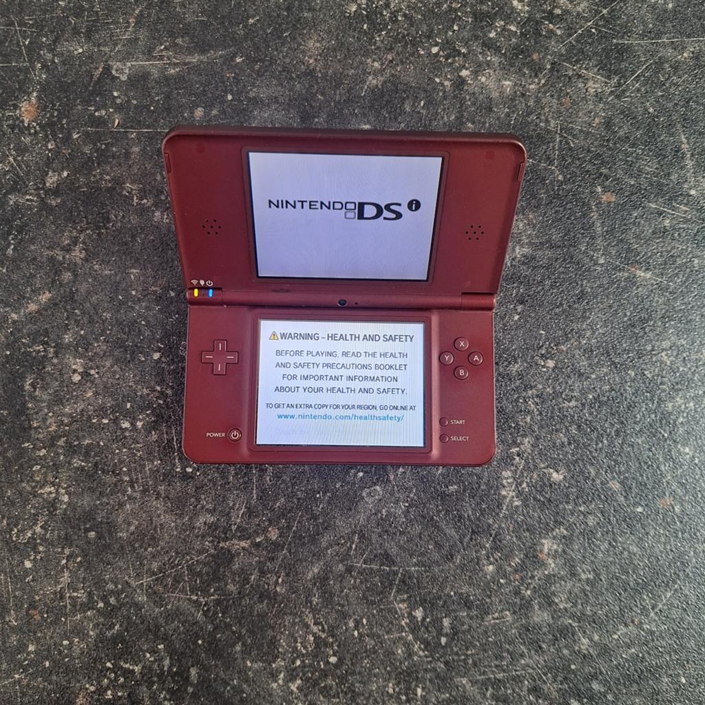 Nintendo DSi XL Burgundy / Bordeaux – 5 Games Included, Games en Spelcomputers, Games | Nintendo DS, Ophalen of Verzenden