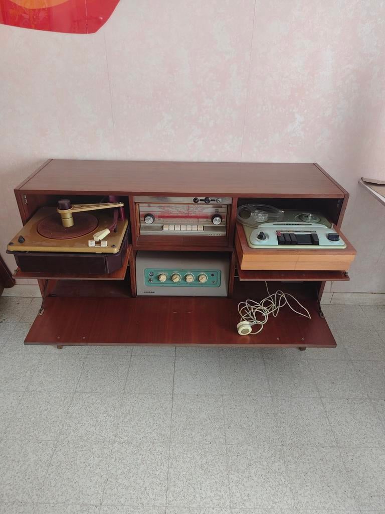 Uniek Philips Radiomeubel + Amroh Capriccio Versterker, Verzamelen, Retro, Ophalen