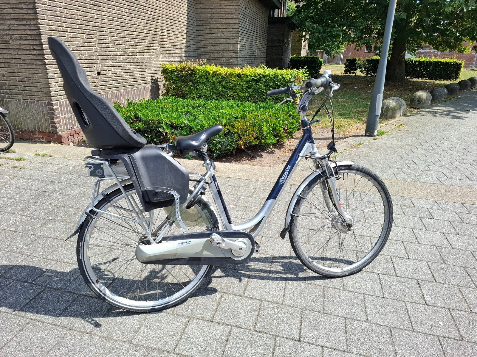 Elektrische fiets met fietsstoeltje, Ophalen, 1 zitje, Gebruikt