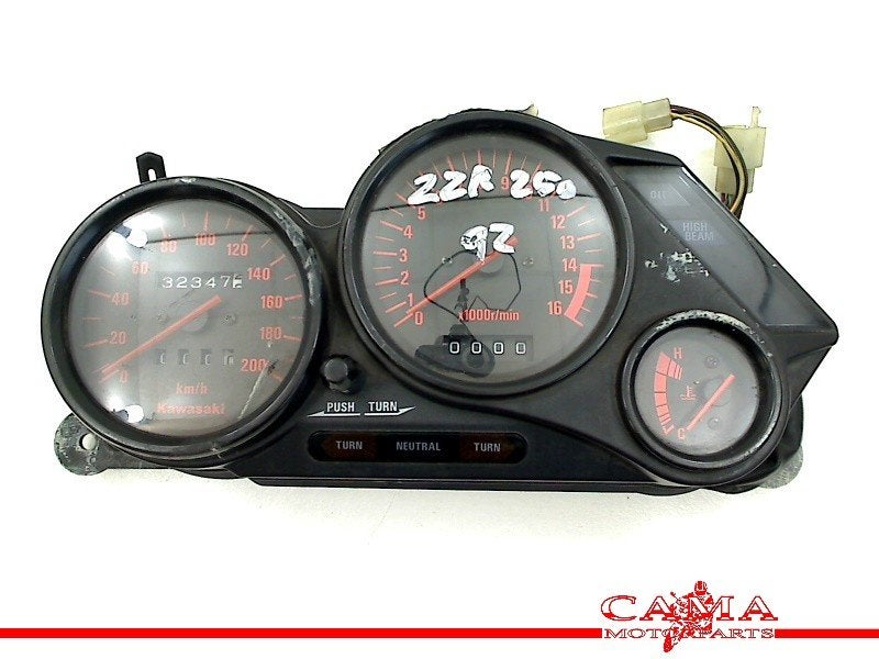 TELLERSET Kawasaki ZZR 250 (ZZR250 ZZ-R250 EX250H, Motos, Dhr. S. di Majo, Utilisé, Info@cama-motorparts.nl, P.J. Troelstraweg 8 8
3144 CX  MAASSLUIS, NL