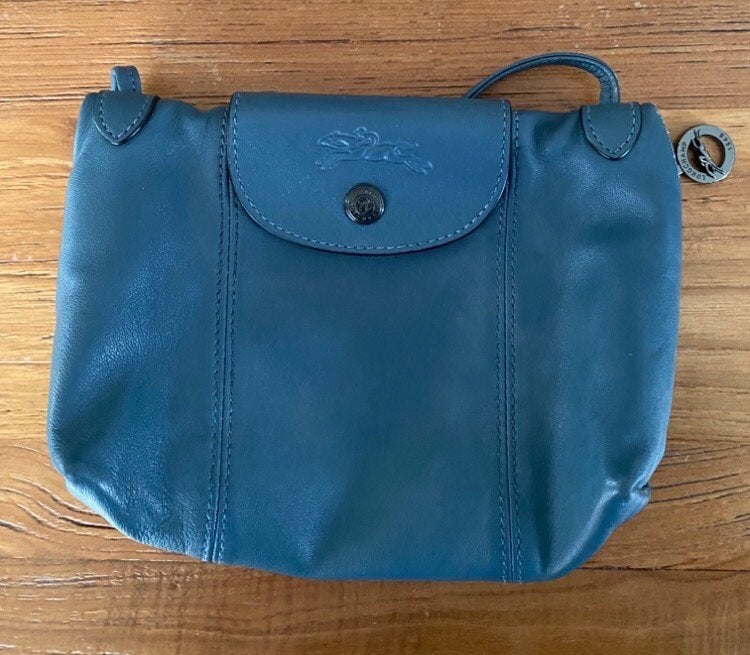 Sac à main Longchamp en cuir, bleu, Bijoux, Sacs & Beauté, Sacs | Sacs Femme, Enlèvement ou Envoi, Comme neuf, Bleu, Sac à main