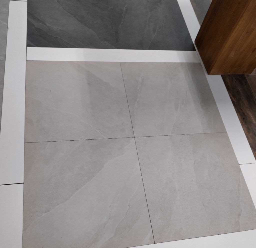 design tegels 60/60 creme zandkleur en zwart vloer en wand, Doe-het-zelf en Bouw, Ophalen, 40 tot 60 cm, 40 tot 60 cm, Nieuw