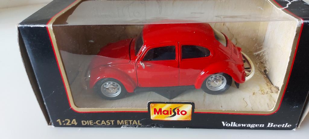 VW KEVER rood schaalmodel 1:24 Maisto, Hobby & Loisirs créatifs, Voitures miniatures | 1:24, Enlèvement ou Envoi, Neuf, Voiture