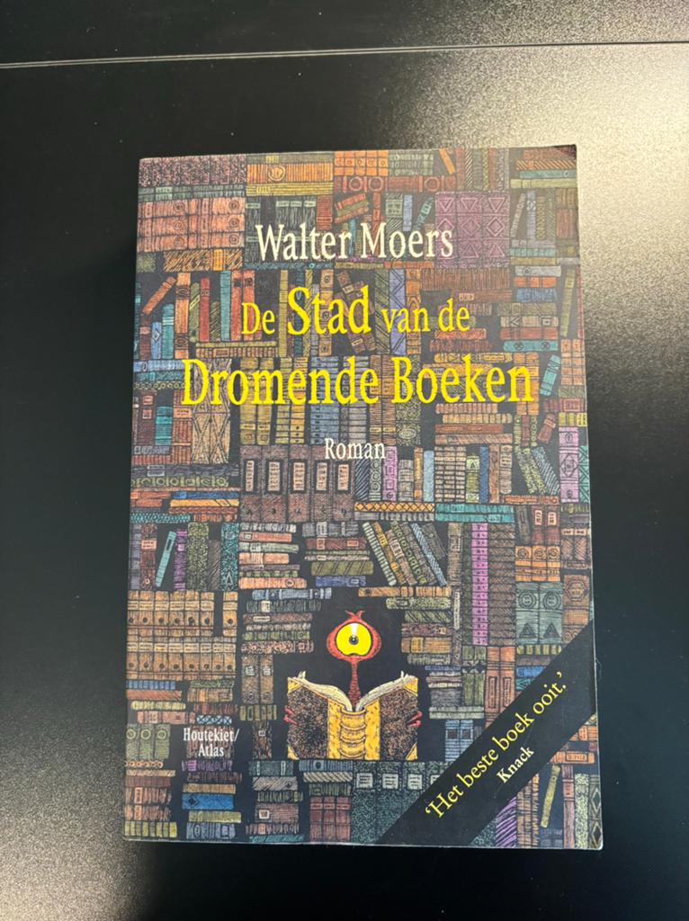 Walter Moers - De Stad van de Dromende Boeken, Ophalen of Verzenden, Zo goed als nieuw, Walter Moers