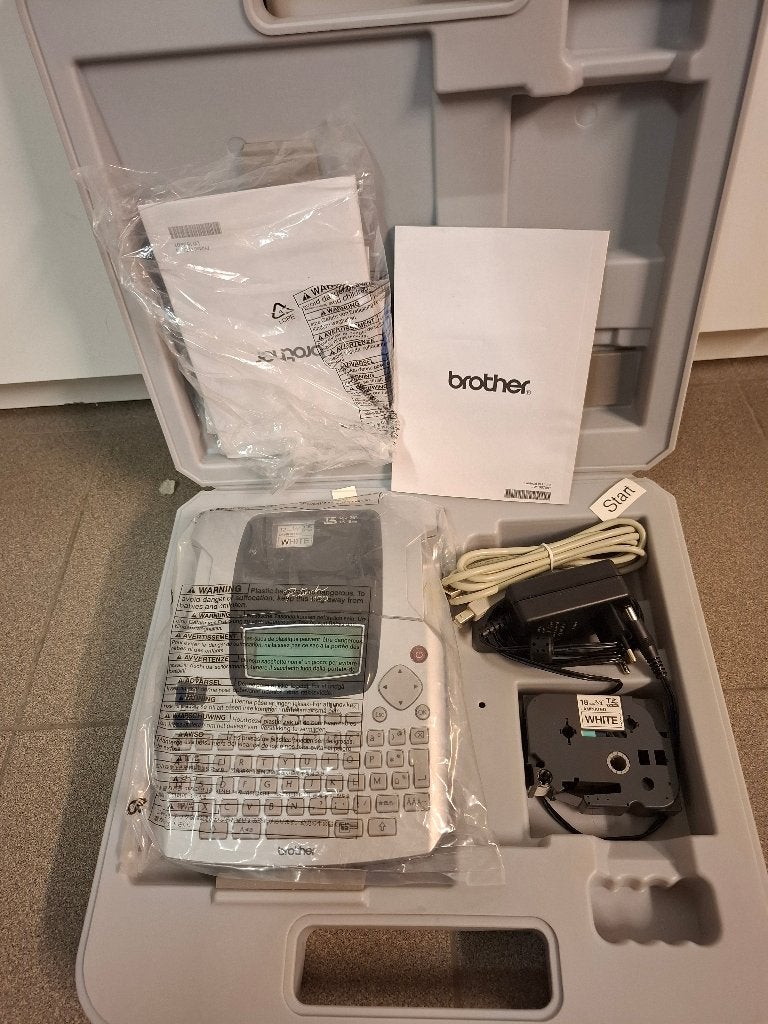 label machine Brother, Computers en Software, Ophalen of Verzenden, Nieuw, Tape-label, Brother