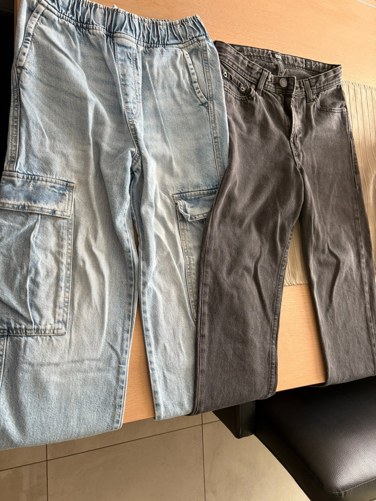 Jeans broek, Ophalen, Zo goed als nieuw