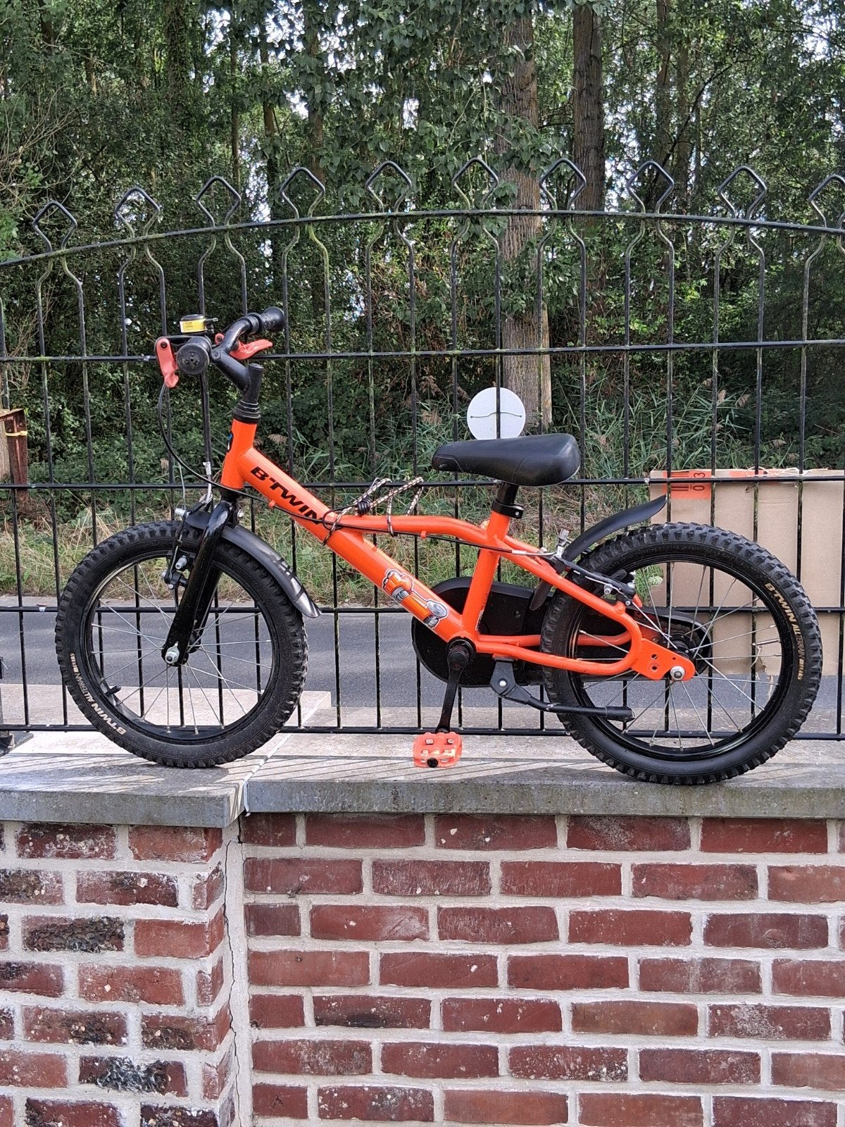 kinderfiets, Ophalen, Zo goed als nieuw, Velgrem, BTWIN