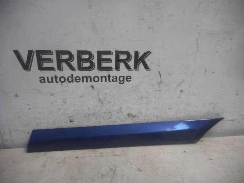 SIERLIJST SPATBORD LINKS ACHTER C Sportcoupé (C203), Mercedes-Benz AG, Enlèvement ou Envoi, Mercedesstraße 120 70372 Stuttgart, DE