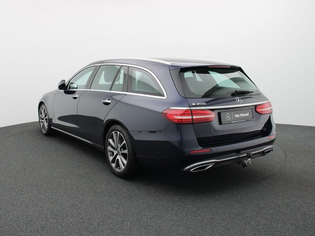 Mercedes-Benz E-Klasse 200 Business Solution Estate + LEDER, Autos, Mercedes-Benz, Entreprise, Noir, Automatique, 4 cylindres