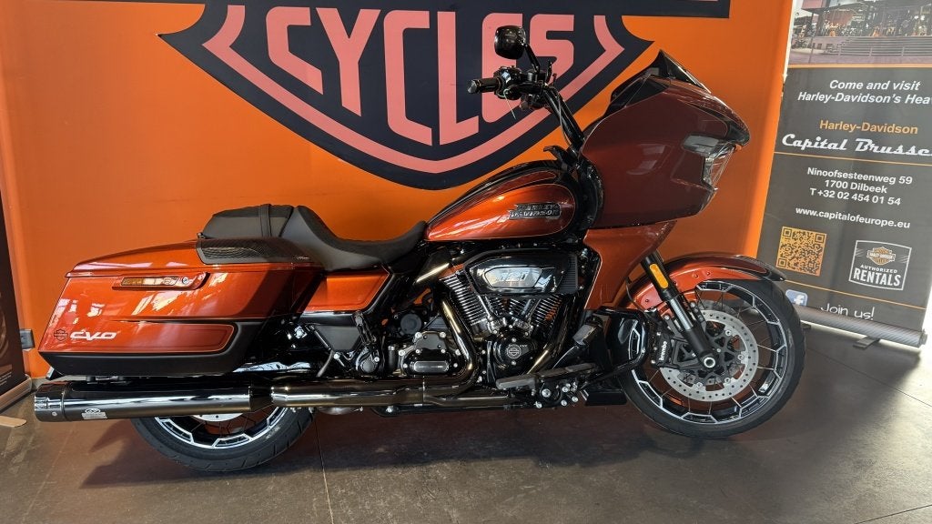 Harley-Davidson Tour ROAD GLIDE CVO, Autre, 1977 cm³, ABS