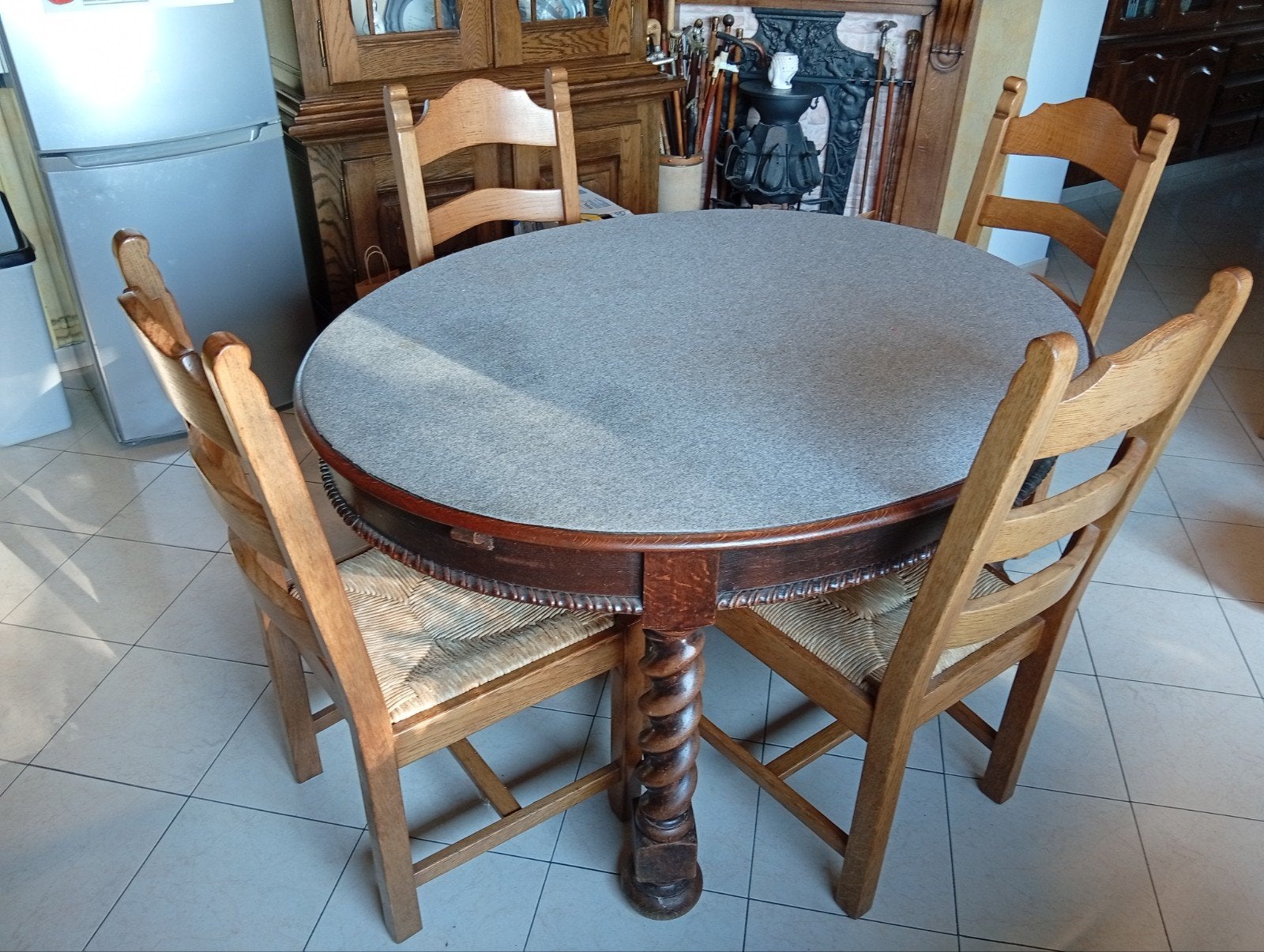 Table ovale en chaîne massif + Chaises., Maison & Meubles, Enlèvement, Comme neuf, 4 à 6 chaises