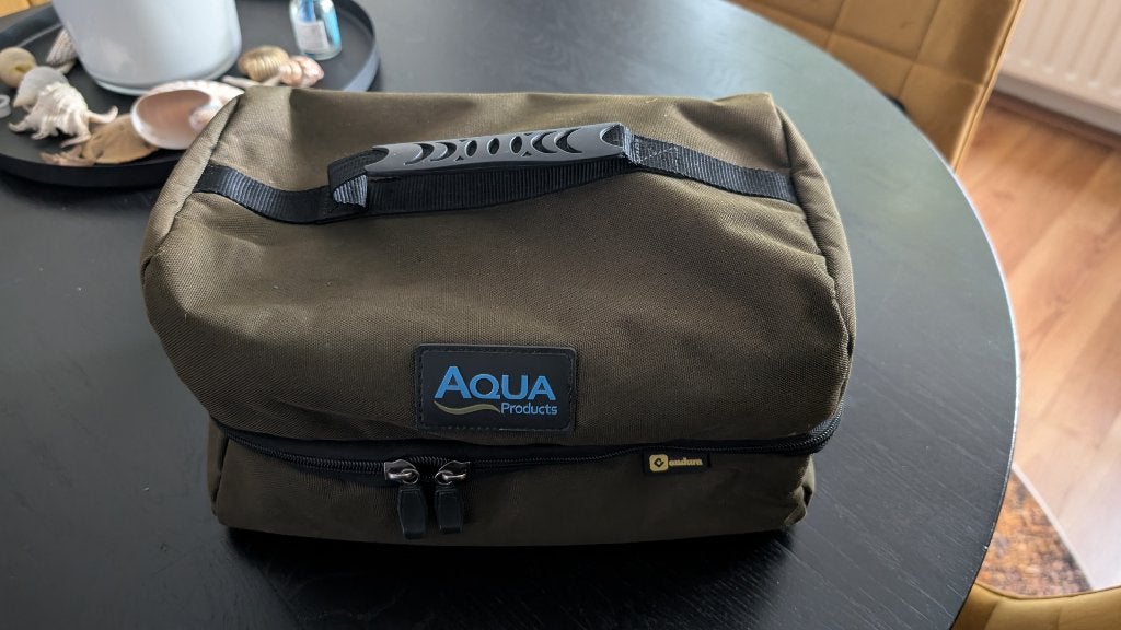 Aqua Products materiaaltas karper, Ophalen of Verzenden, Zo goed als nieuw, Overige typen