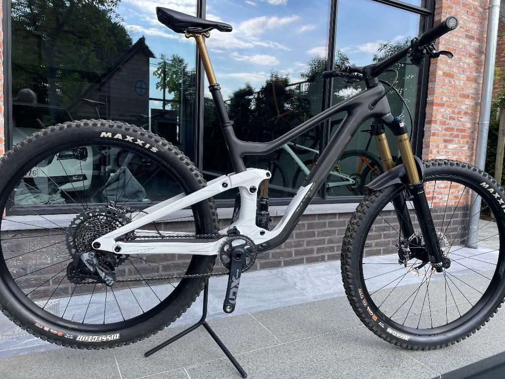 MTB, Ophalen
