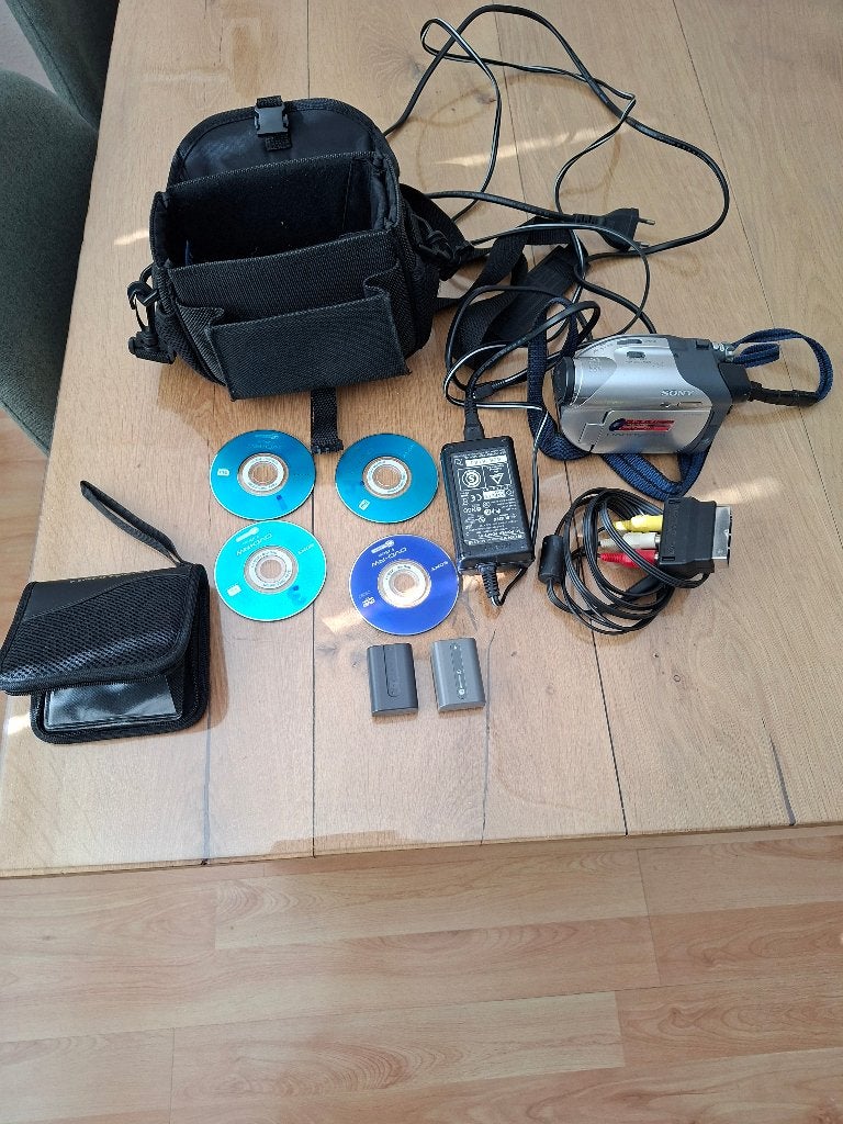 Sony Handycam Camera, Enlèvement ou Envoi, Caméra, Utilisé, 8 à 20x