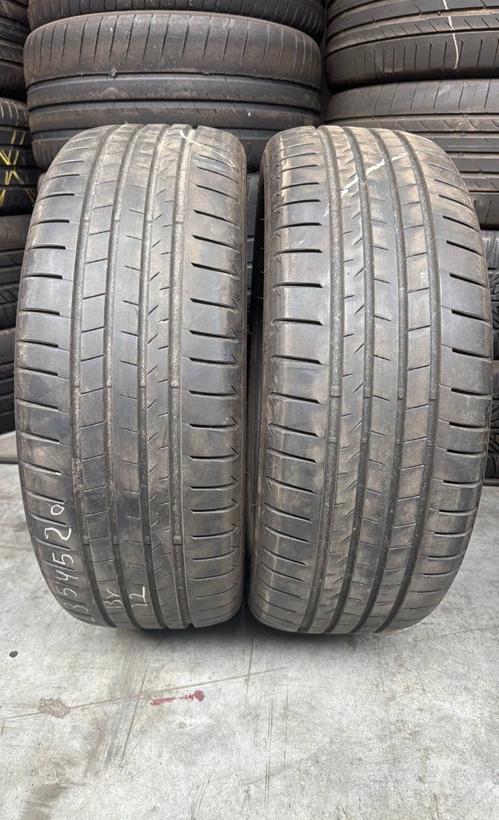 2354520 235/45/20 235/45R20 zomerbanden merk Bridgestone, Ophalen