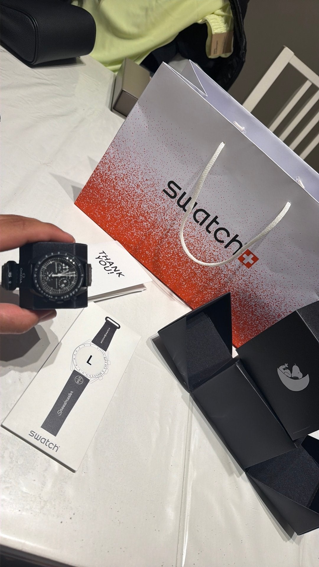 Moonswatch ongedragen en extra velcron strap, Informatique & Logiciels, Logiciel d'Édition, Enlèvement, Comme neuf