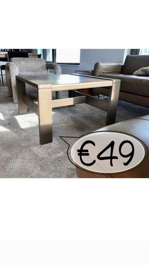 Table basse robuste des années 1970 -> « UNE AUBAINE ! ', Maison & Meubles, Tables | Tables de salon, Enlèvement
